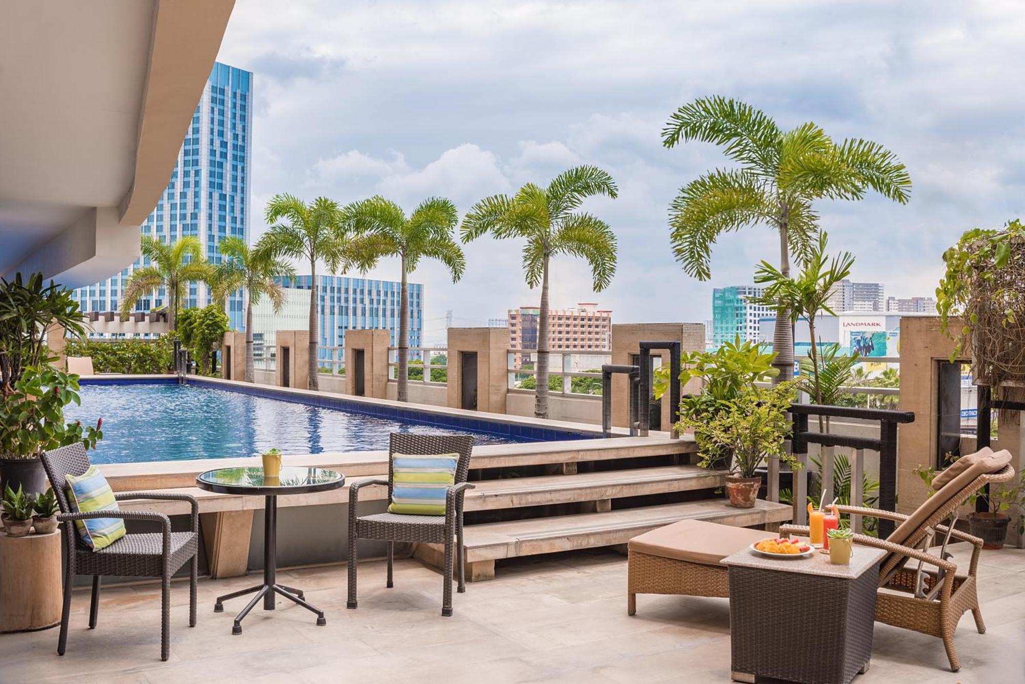 Vivere Hotel And Resorts Muntinlupa City Exterior foto