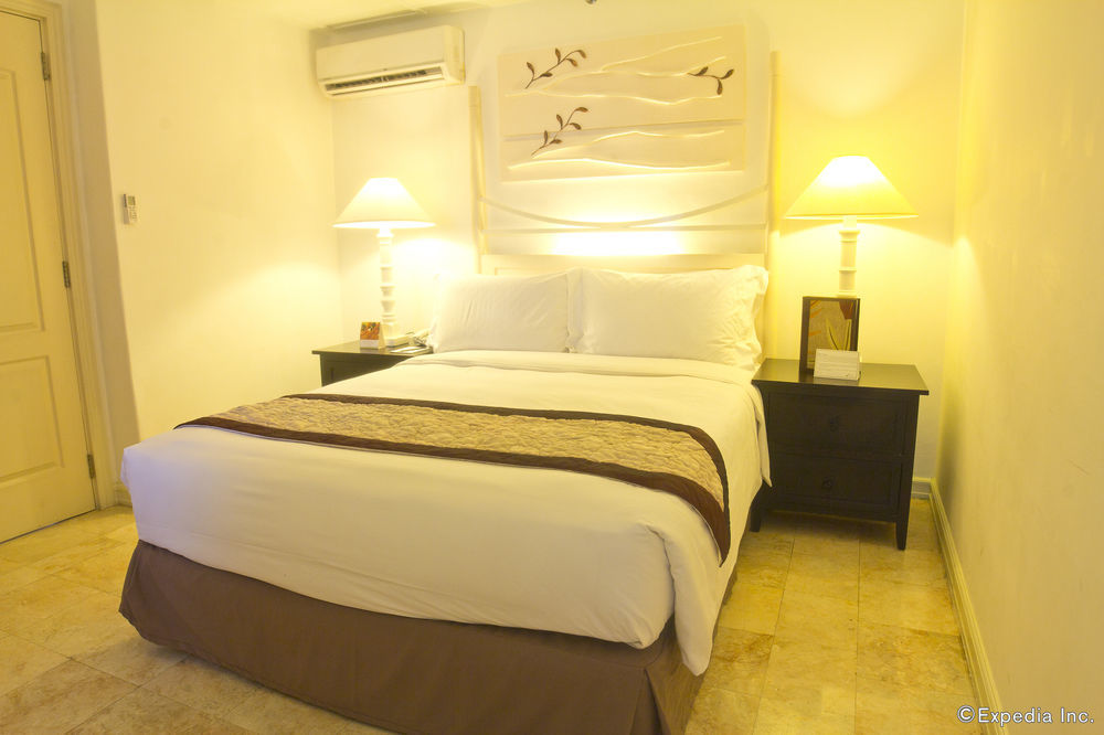 Vivere Hotel And Resorts Muntinlupa City Exterior foto