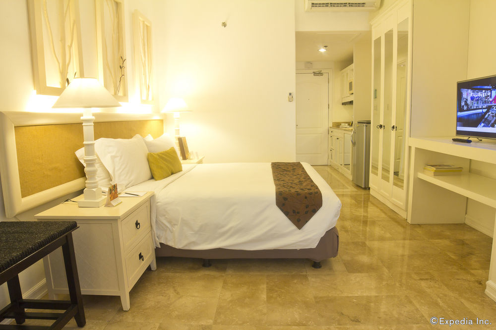 Vivere Hotel And Resorts Muntinlupa City Exterior foto