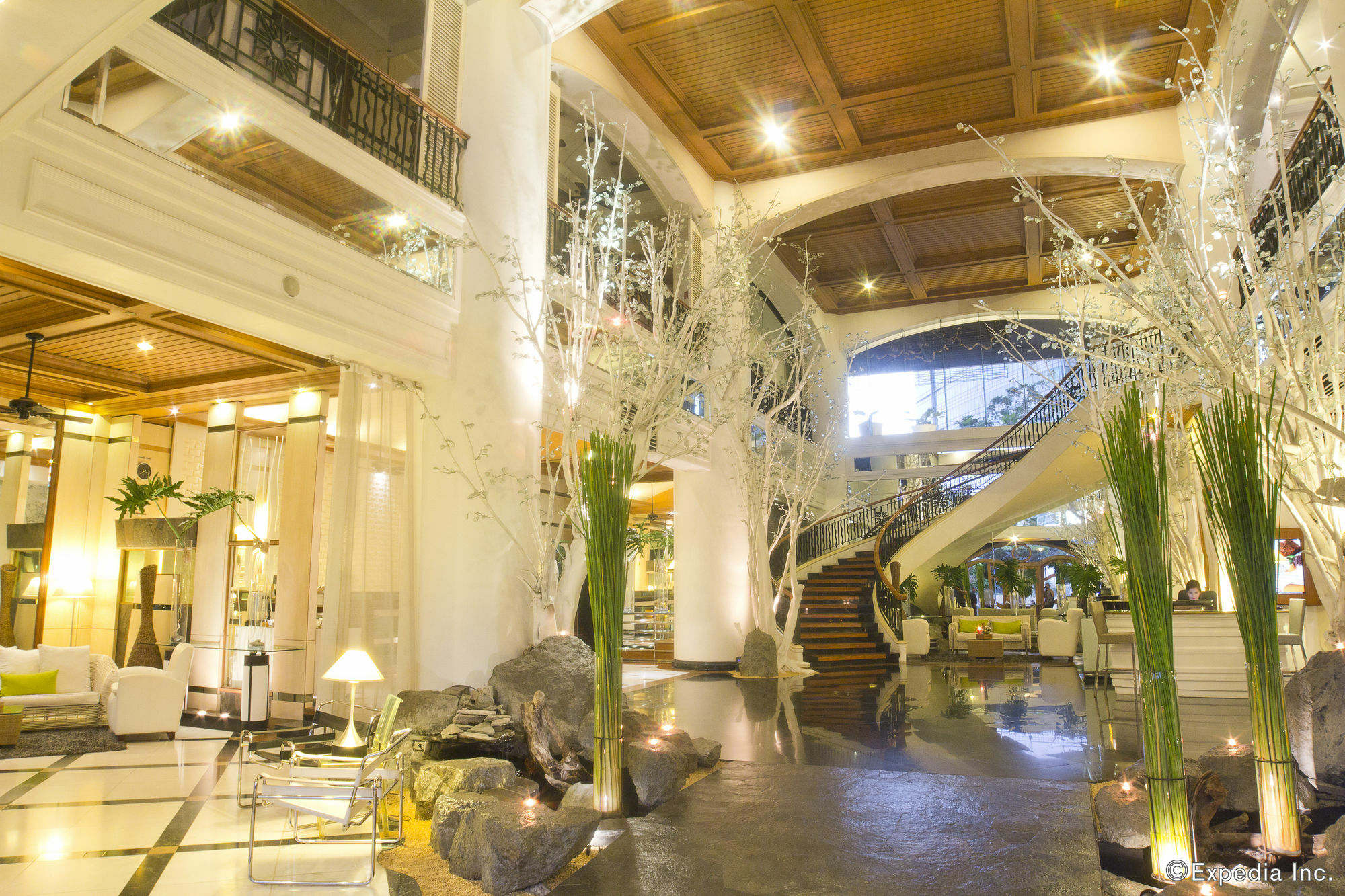 Vivere Hotel And Resorts Muntinlupa City Exterior foto
