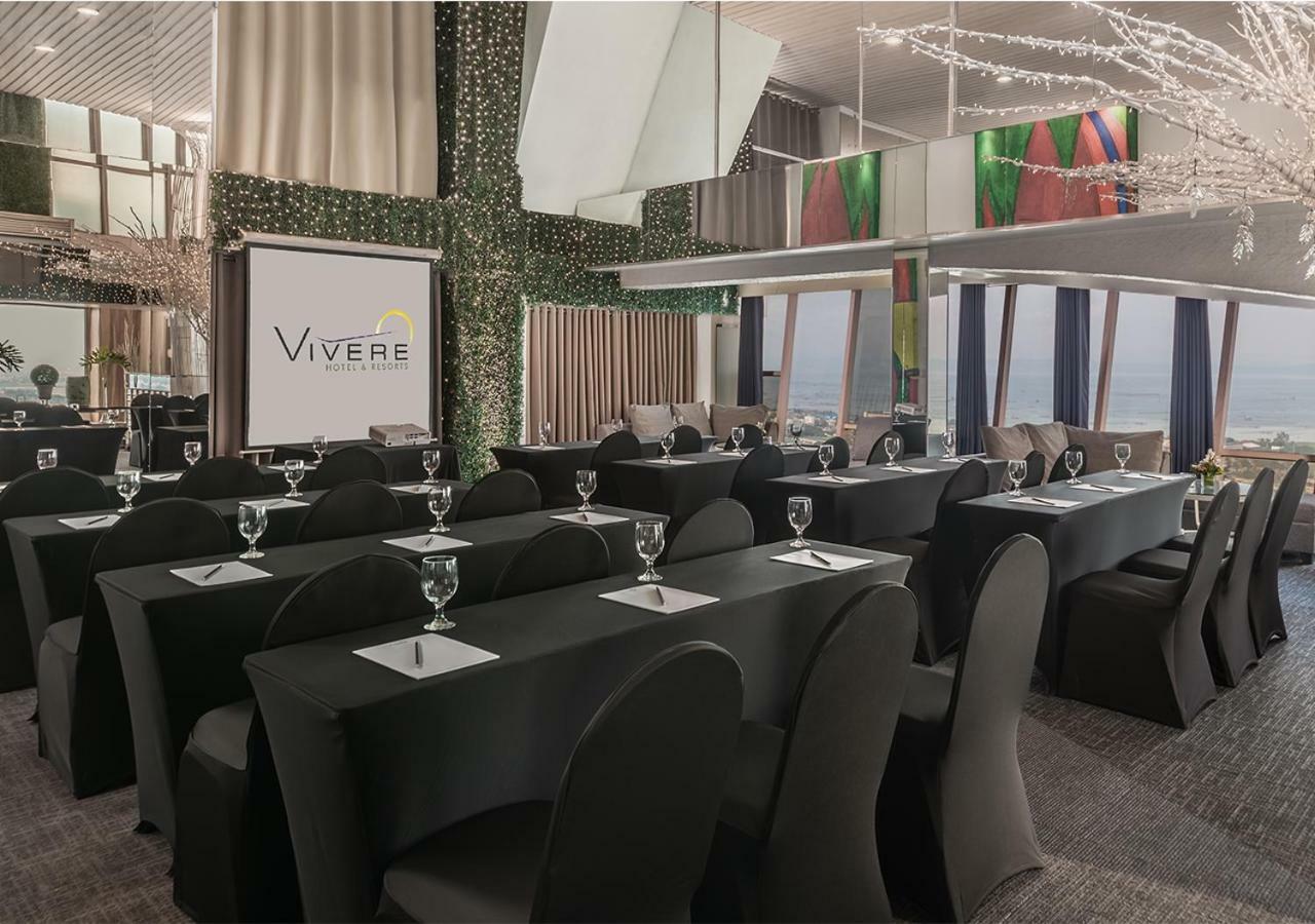 Vivere Hotel And Resorts Muntinlupa City Exterior foto